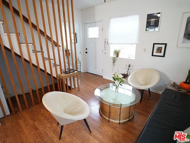 507 S Mathews St