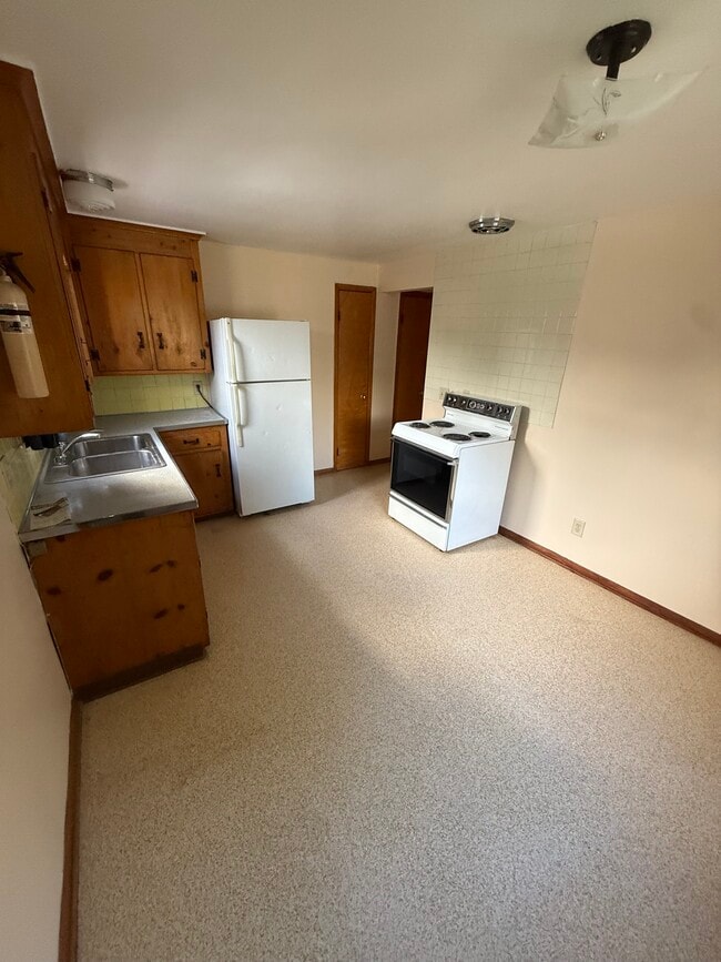 Photo - 1020 Beach Rd Unit 3 Lower