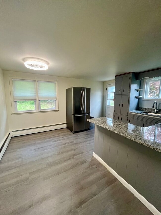 Photo - 4 Bed Single Family Home Available Now!