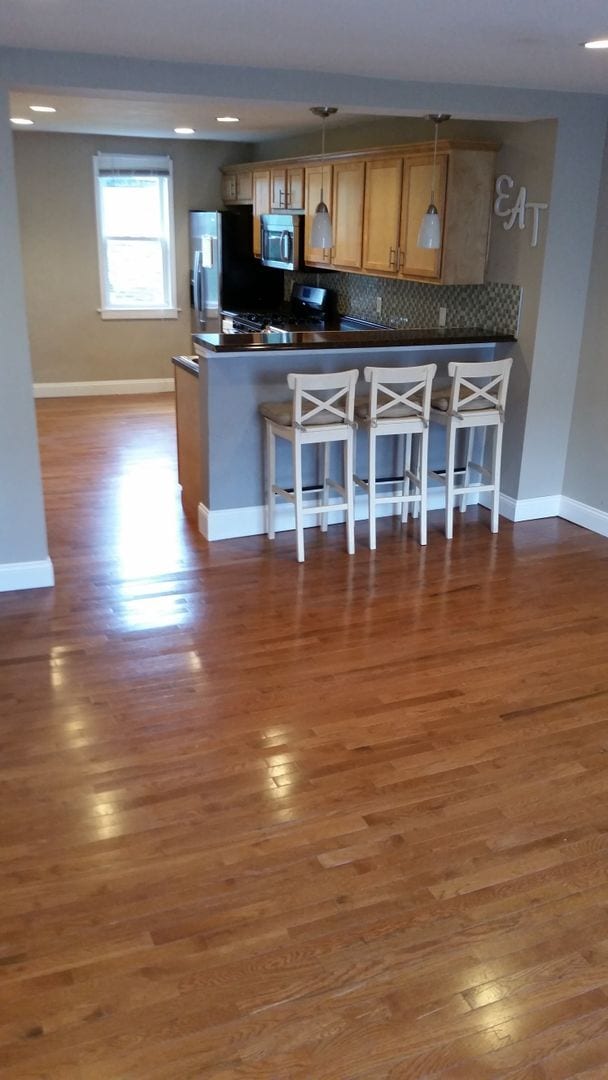 Photo - Charming 3 Bedroom Reno In South Side. Ope...