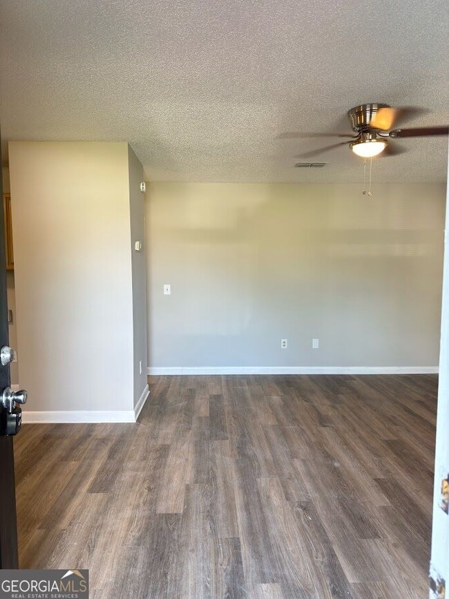 Photo - 107 Sea Parc St