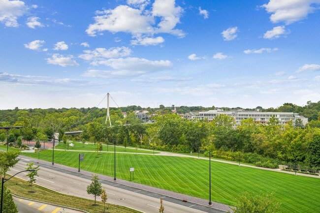 Photo - 6745 Longshore St Unidad 404 Rental