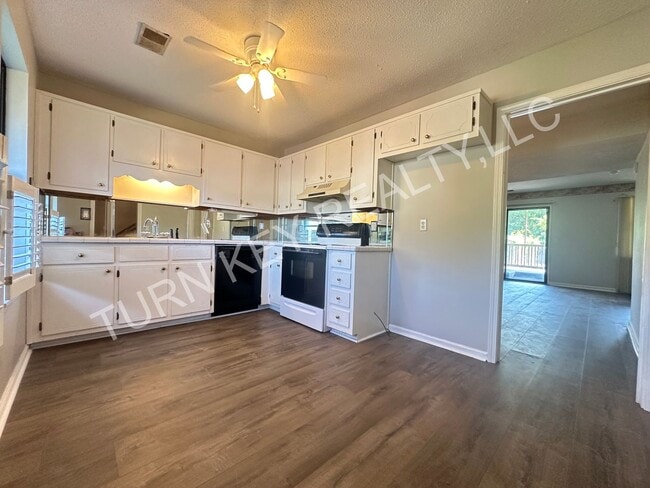 Photo - Townhome for rent in Grayson Valley **ACCEPTS SECTION 8**