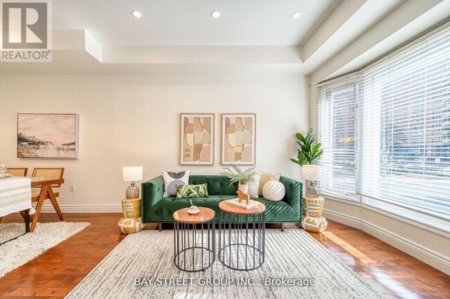 Photo - 228 Shuter St