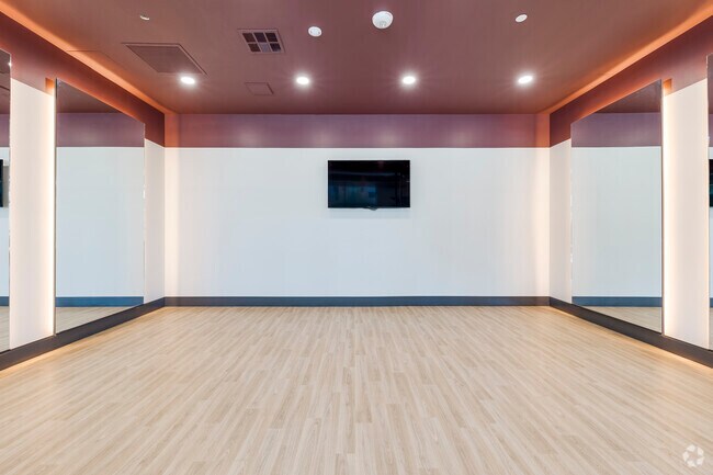 Fitness & Yoga Center