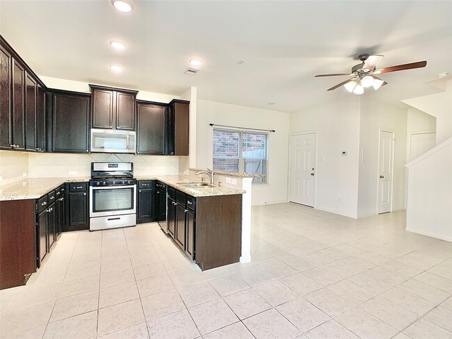 Building Photo - 17114 Taffaine Dr Rental