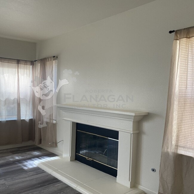 Photo - 3 Bedroom/2.5 bathroom home