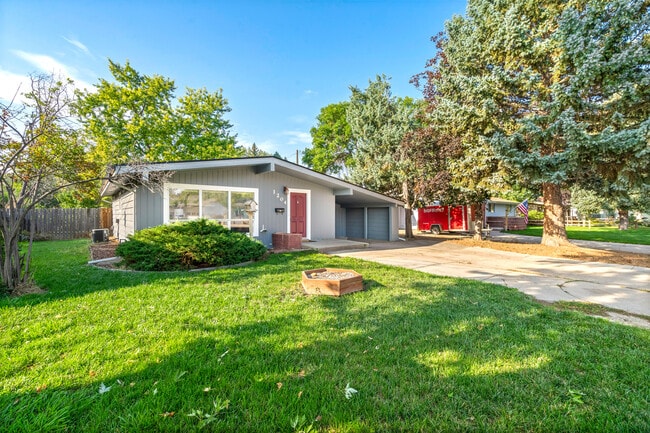 Photo - 1204 W 10th St