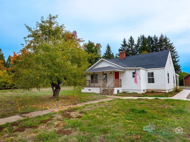 Beautifully Renovated 3-Bedroom Home with ... - Beautifully Renovated 3-Bedroom Home with ...