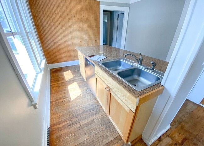 Photo - Knapp Duplex (2404/2406) Unidad 2406