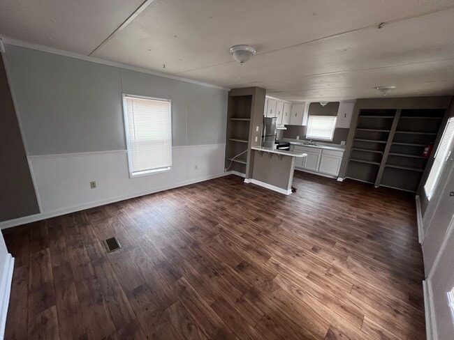 Photo - 750 Silent Valley Rd