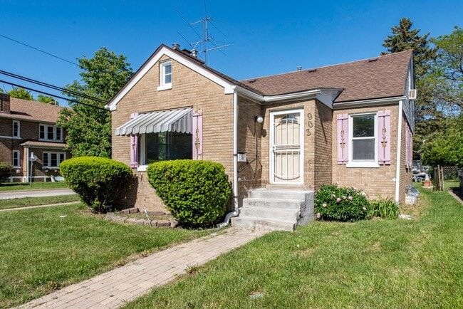 Photo - 903 S McAlister Ave