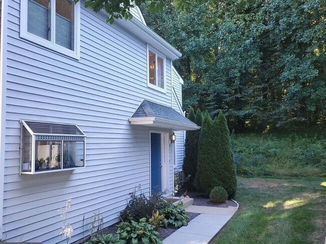 Photo - House for Rent in Kennett Square