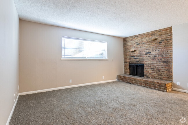 3BR, 2BA - 1,100SF