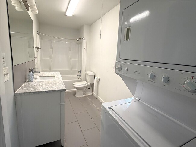 Photo - 1126 Ryon St