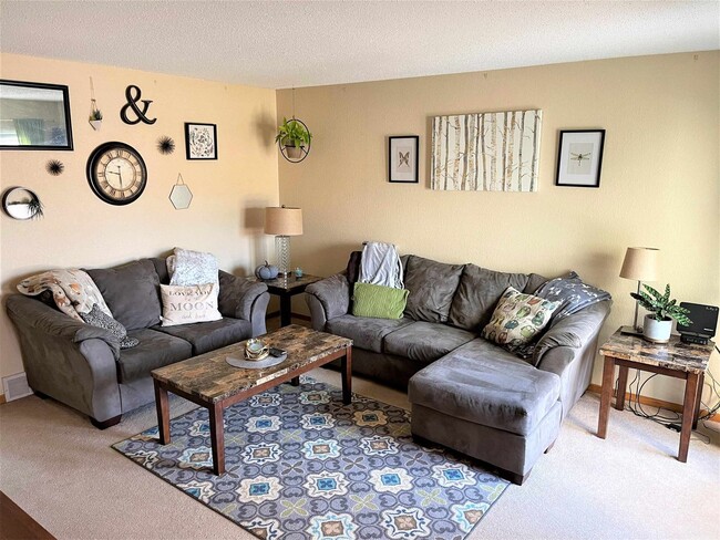 Photo - 1933 Northwestern Ave Unit 1933 Northwestern Ave