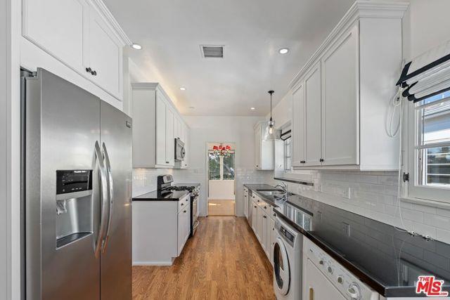 Photo - 460 N Harper Ave