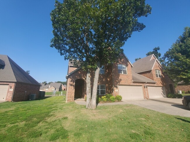 Photo - Nice 3 bedroom 2.5 bath home in North Fayetteville