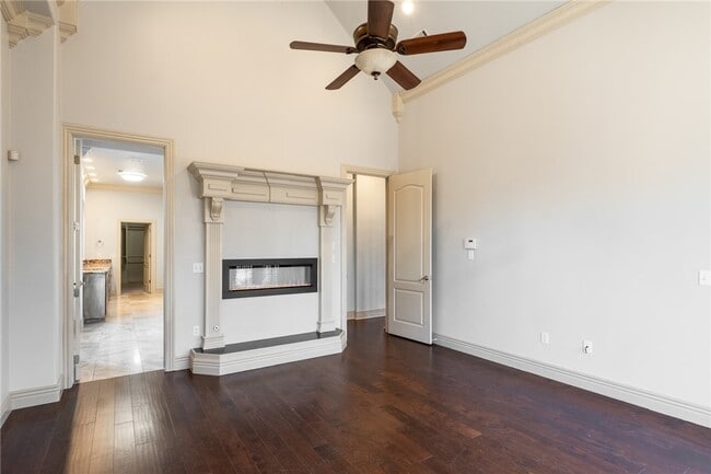 Photo - 5106 S Sloan Cir