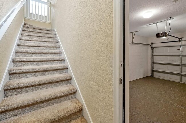 Photo - 6453 Alcalde Ct Unidad 105