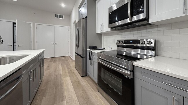 Photo - 701 N 40th St Unidad #10