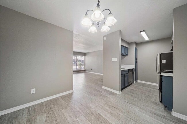 Photo - 4400 Memorial Dr Unit 34-2219