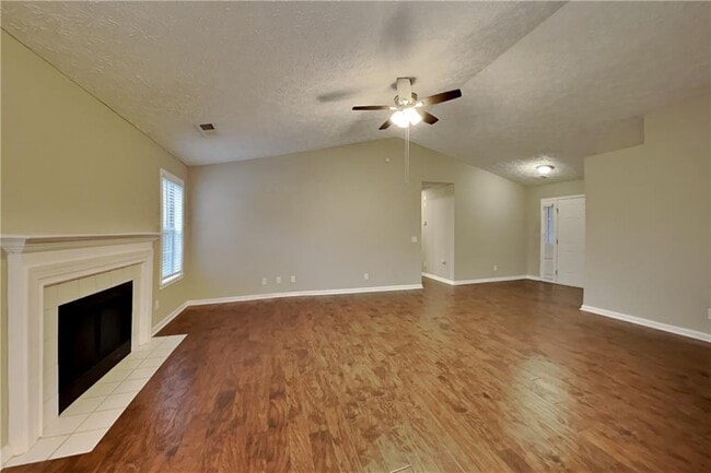 Photo - 3587 Plum Creek Trail NW
