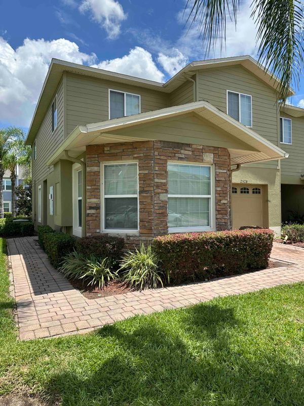 Photo - 2328 Chatham Pl Dr