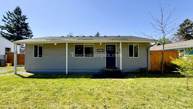 Photo - Beautifully Remodeled Home in Near Powell ...