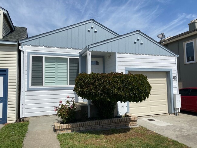 Building Photo - Cozy 2 bedroom 1 bath home Huntington Park