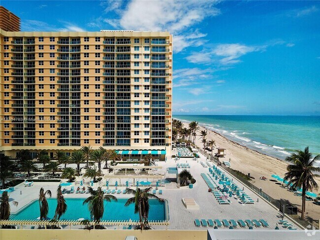 Building Photo - 2501 S Ocean Dr Unit 1628 (Available NOW) Rental