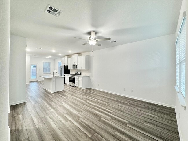 Photo - 611 Emory Crossing Blvd