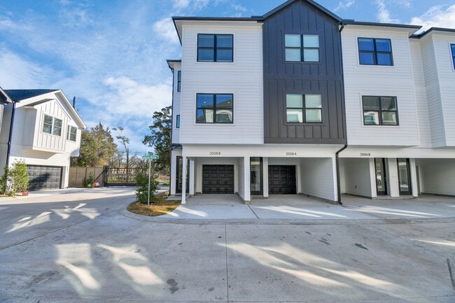 Photo - 2009 Laverne Willow Ln Unidad A