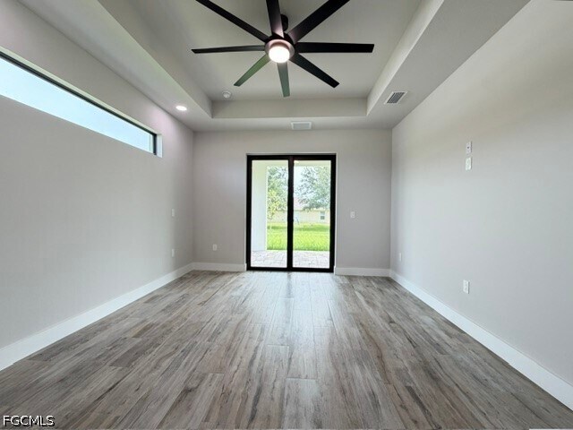 3245 Gulfstream Pkwy
