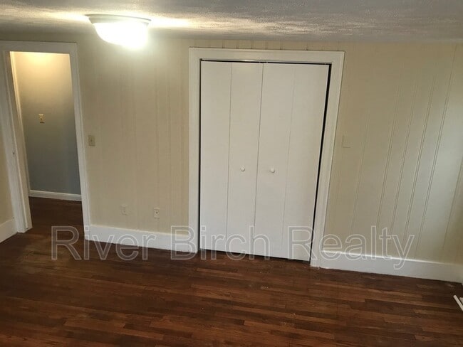 Photo - 423 W Lawrence Ave