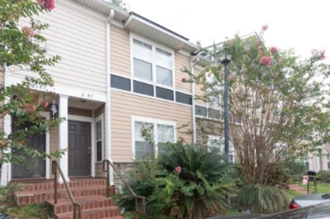 Building Photo - 2183 Del Carmel Way Rental
