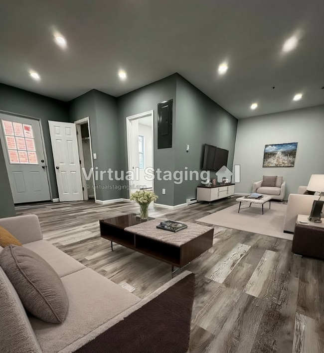 Building Photo - 118 Sunbury St Rental