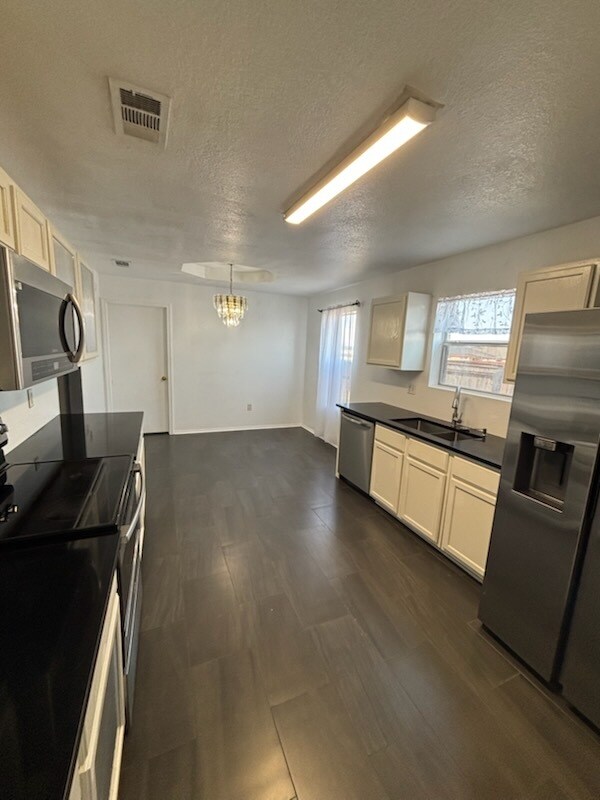 Photo - 3501 Driftwood Dr