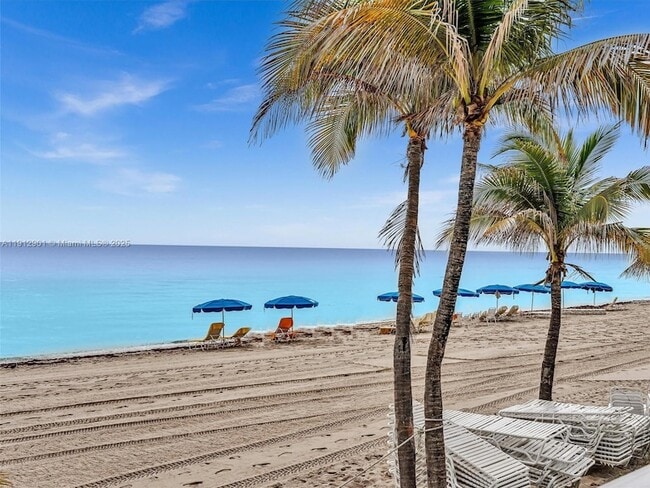 Photo - 2030 S Ocean Dr Unidad 2024