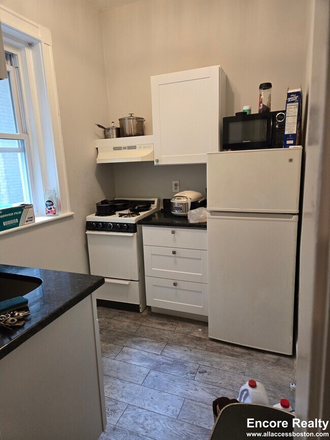 Photo - 88 Linden St Unit #7