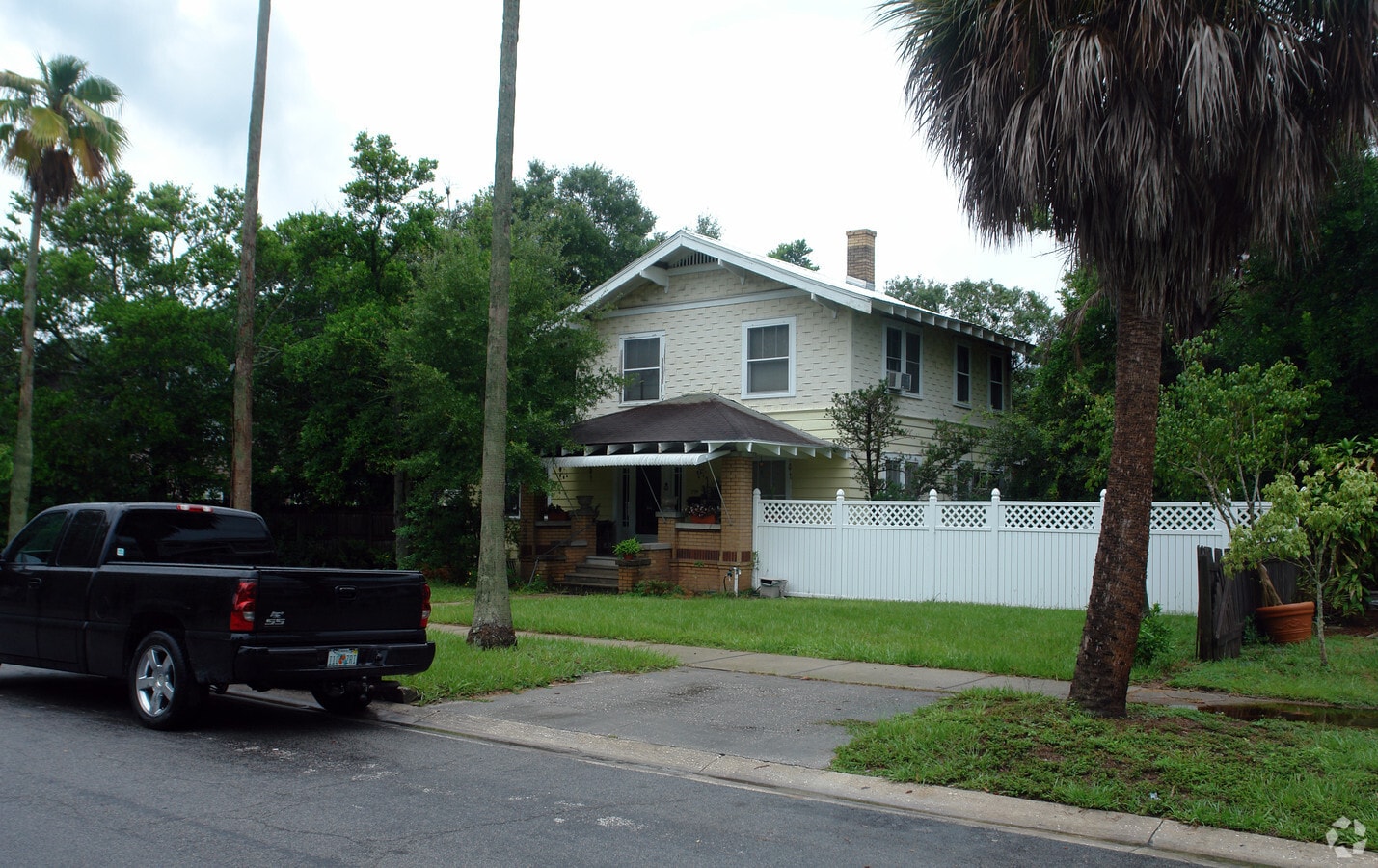 Photo - 774 32nd Ave N