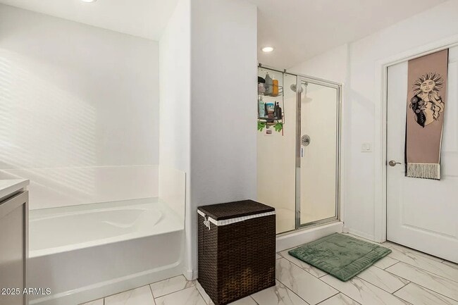 Photo - 1020 S 151st Ave