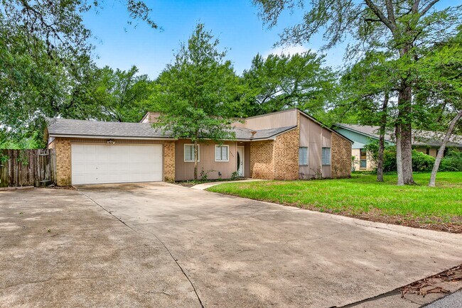 Photo - 3202 Forestwood Dr