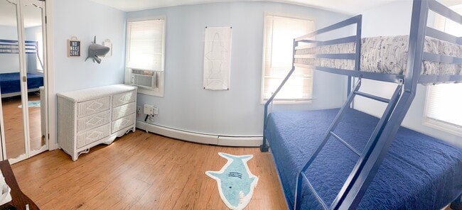 Bedroom 2 - 104 7th Ave