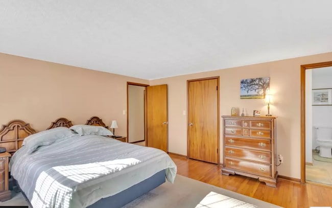 Photo - 4974 Longview Ct