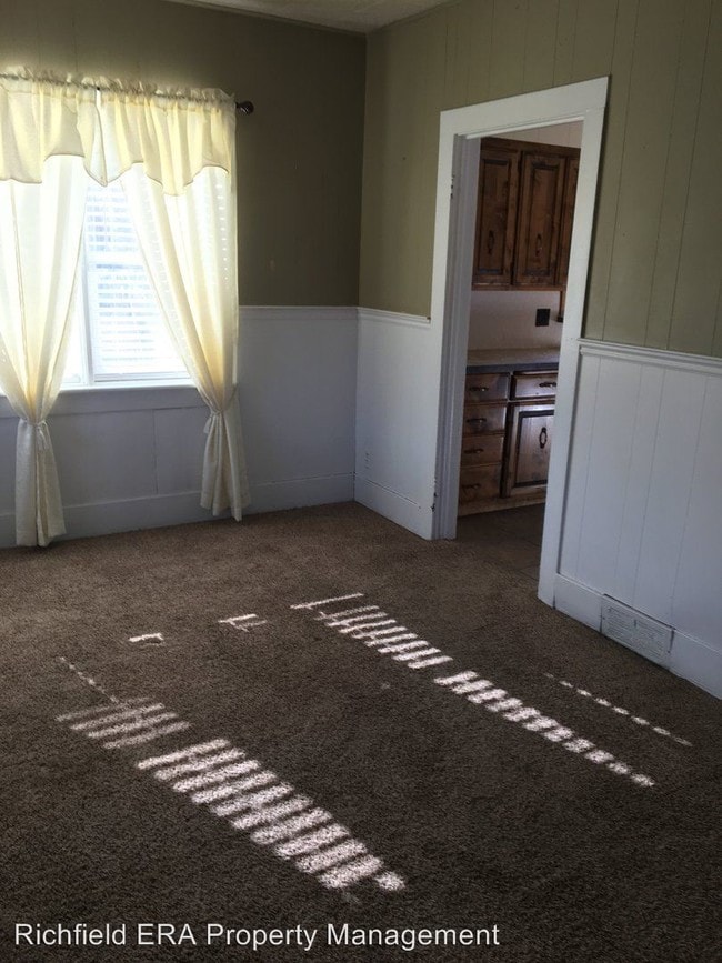 Photo - 3 br, 1 bath House - 131 North State Street