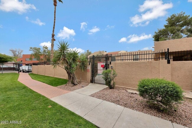 Photo - 3131 W Cochise Dr Unidad 204
