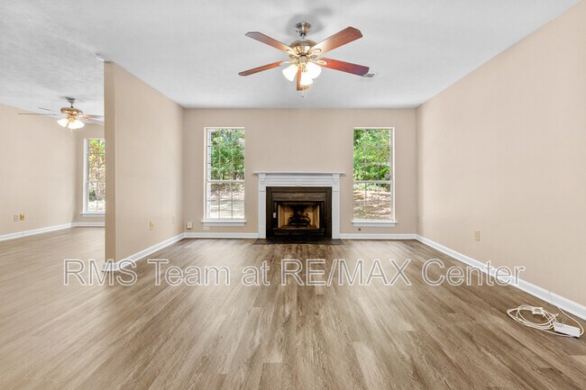 Photo - 3525 Park Bluff Ln NW