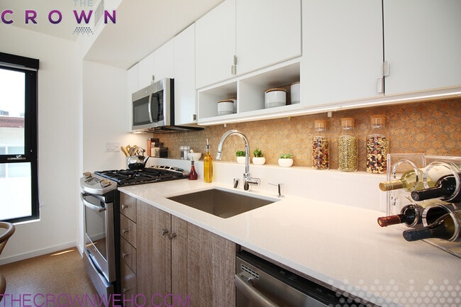 Photo - Crown Apartments