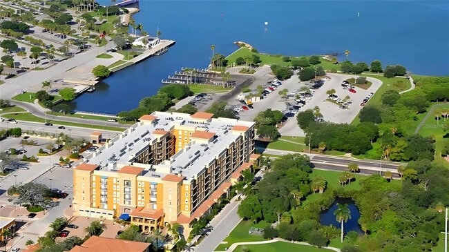 Building Photo - 1064 N Tamiami Trl Unit 1324 Rental